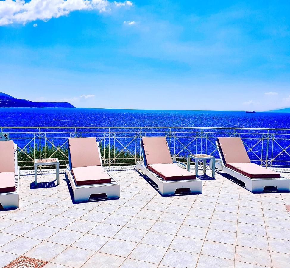 Stone Villa Kefaloniaprivatevillas Трапезаки Екстериор снимка