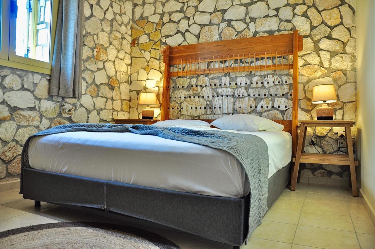 Stone Villa Kefaloniaprivatevillas Трапезаки Екстериор снимка