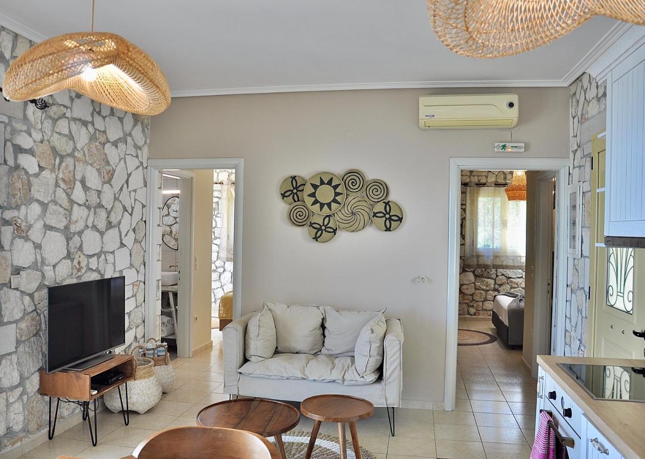 Stone Villa Kefaloniaprivatevillas Трапезаки Екстериор снимка